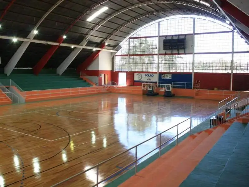 Quadra de Futsal: Qual o Melhor Piso Esportivo?