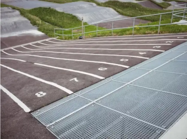 piso modular esportivo